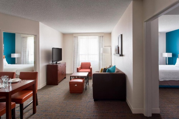 Residence Inn by Marriott Las Vegas Hughes Center image 10